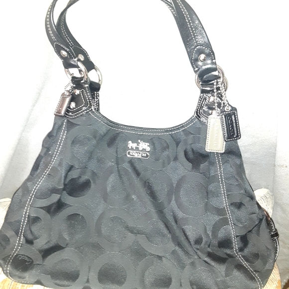 Authentic Coach Handbag - Picture 1 of 3